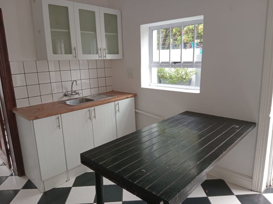 To Let 2 Bedroom Property for Rent in Mowbray Western Cape